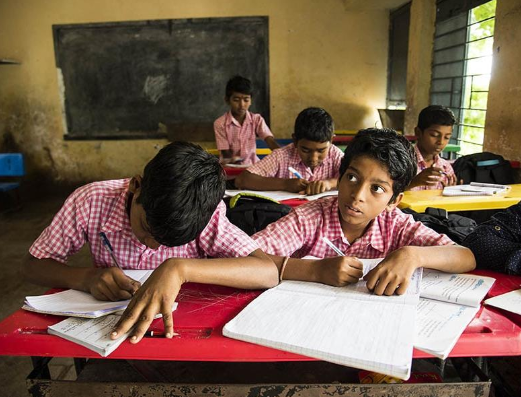 ENSEIGNER AU JUSTE NIVEAU =                                                 TEACHING AT THE RIGHT LEVEL (TARL)